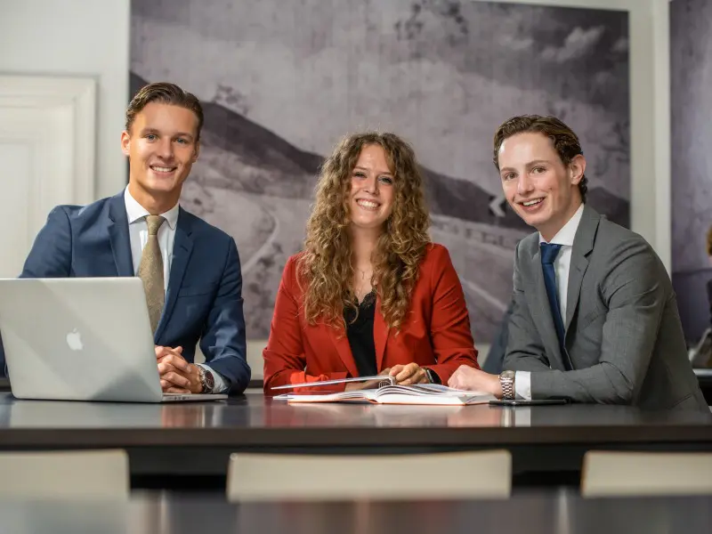 HBO Business Opleidingen | IVA Business School